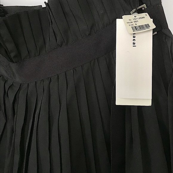 Sacai Poplin Pleated Culottes - Picture 6 of 11